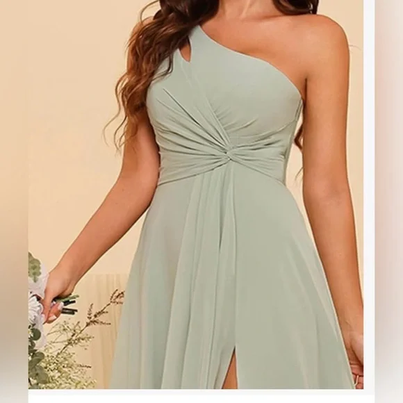 Elegant Pink One-Shoulder Dress - Picture 2 of 3